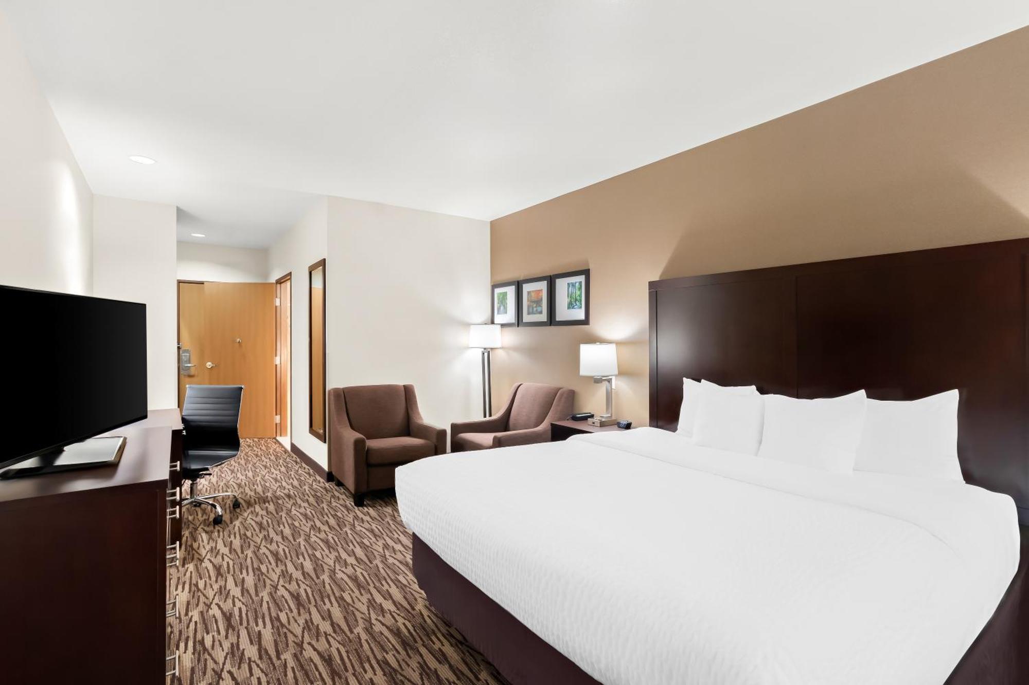 Comfort Suites Portland Airport Экстерьер фото